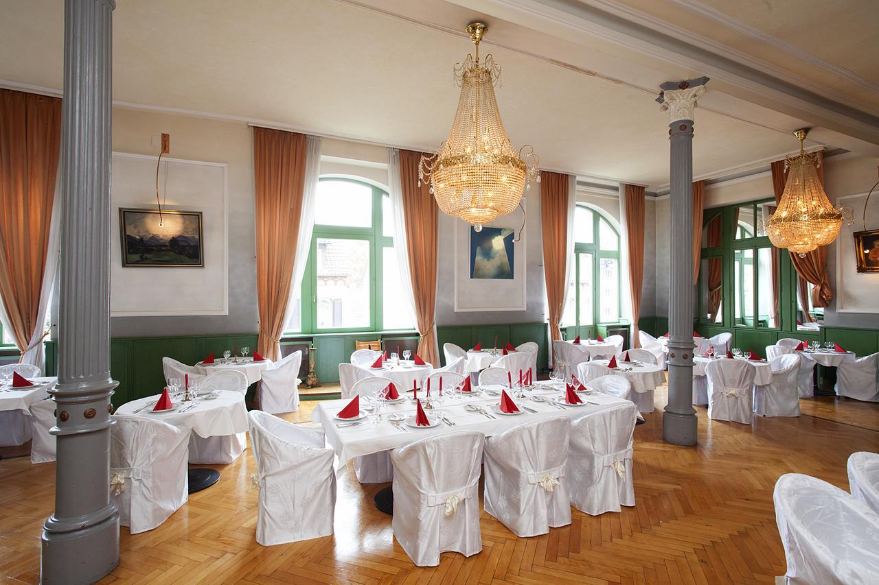 Gala Hotel Pforzheim Esterno foto